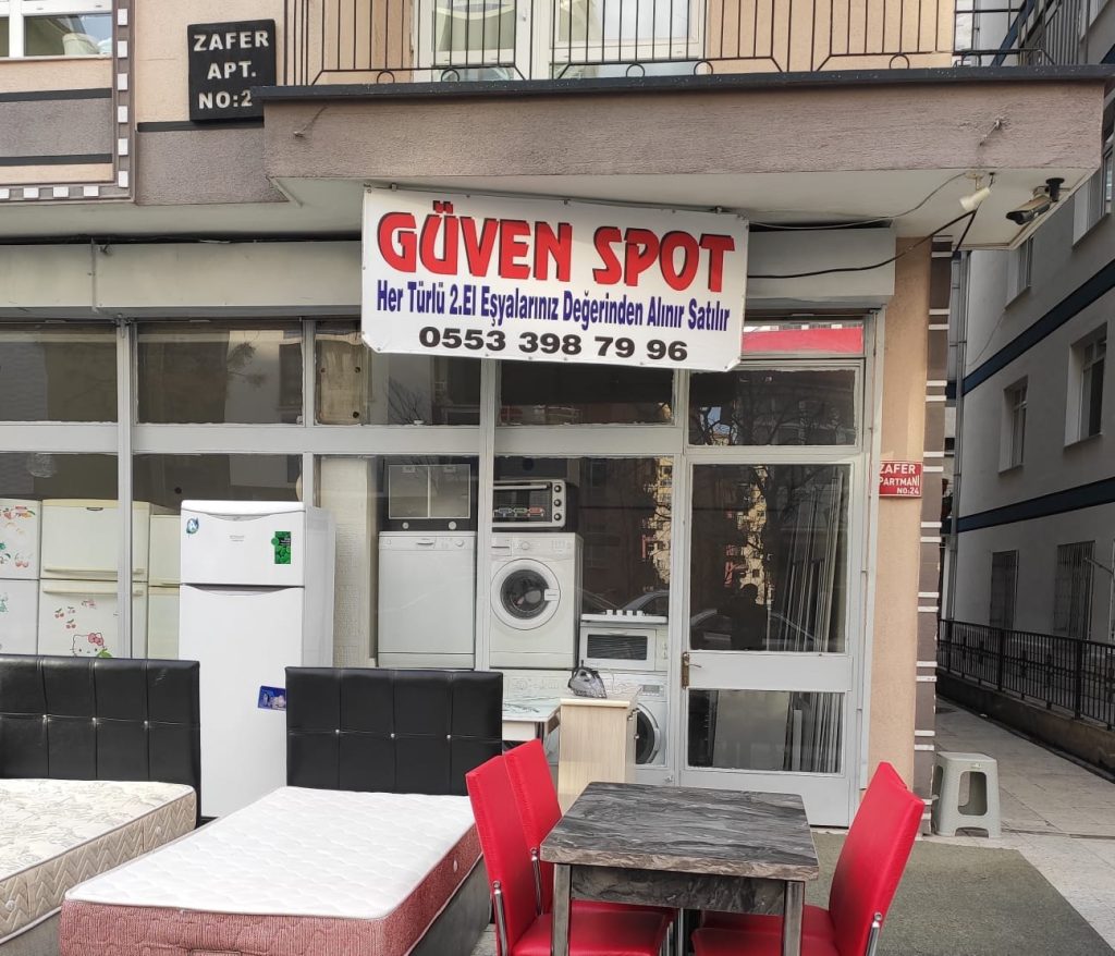 Spotçular mı, Online Platformlar mı? İkinci El Eşya Satışında En İyi Yöntem
